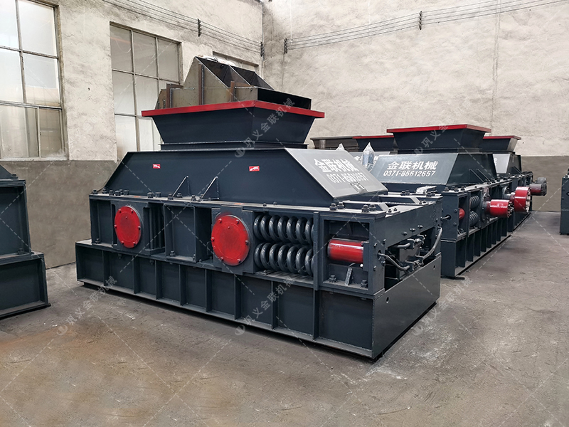 2PG1000*700连轴式对辊破碎机发货图片_玄武岩制砂_发往广东湛江